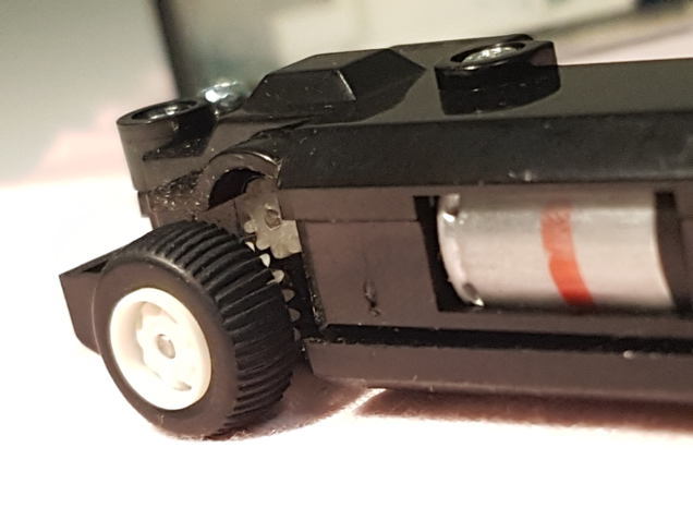 Illustration for article titled Throwback Thursday: B/O (Battery-operated) Tomica B-12 Nissan Atlas Garbage Truck